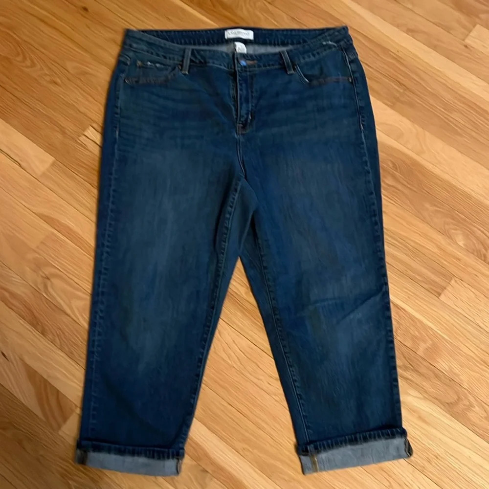 Lane Bryant Mid Rise Essential Stretch Girlfriend Crop Jeans